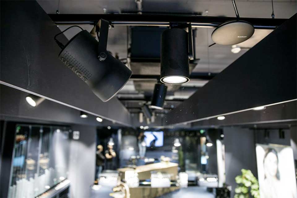 Easy to fit Professional Wireless Music Systems for Business